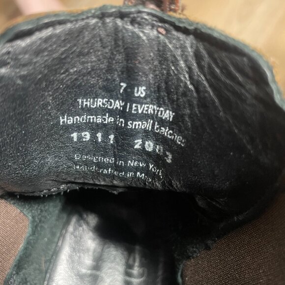 Thursday Boot Company women’s Chelsea Ankle Boots size 7 brown leather - Picture 6 of 9